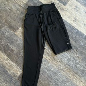 Black ALO joggers